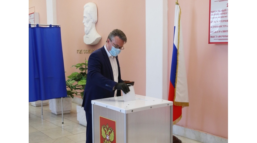 Вадим Кстенин призвал горожан принять участие в голосовании по поправкам в Конституцию