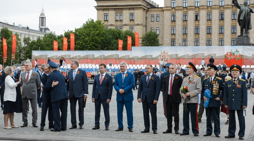 Александр Гусев принял участие в торжествах по случаю Дня Победы