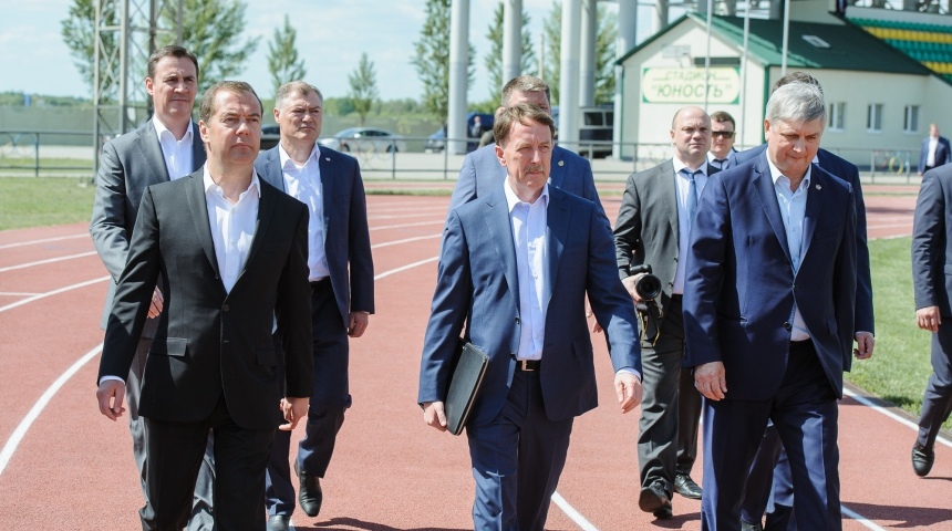 Дмитрий Медведев посетил ряд объектов в Рамонском муниципальном районе