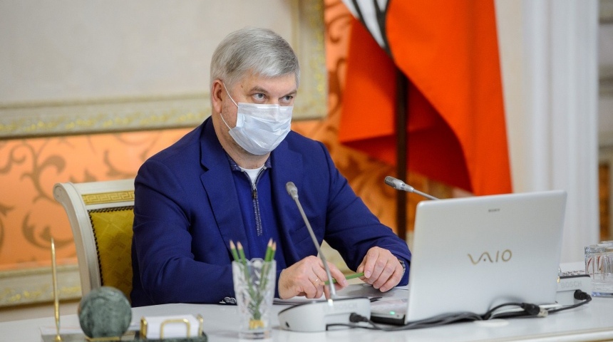 Александр Гусев: против гриппа и ОРВИ нужно и в дальнейшем использовать маски