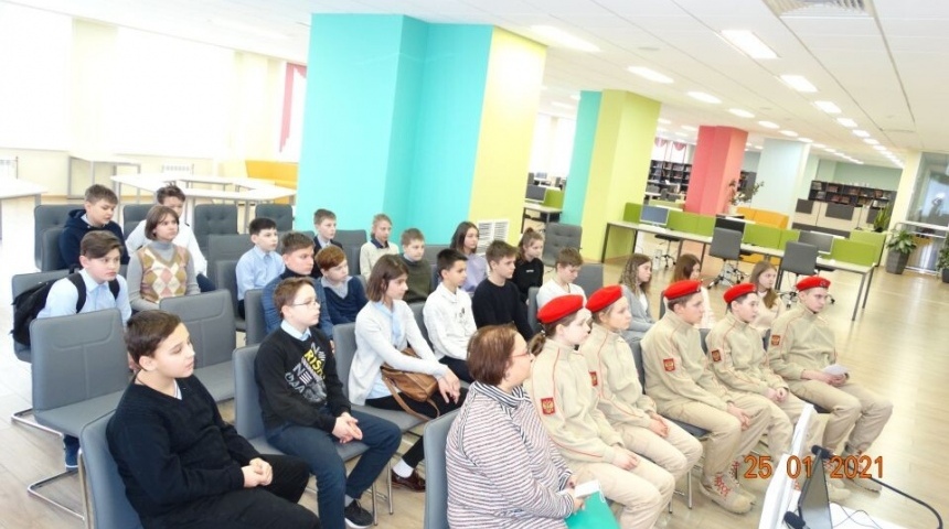25 января Библиотеки Воронежа провели онлайн-встречу, посвященную 78 годовщине освобождения города Воронежа от немецко-фашистских захватчиков