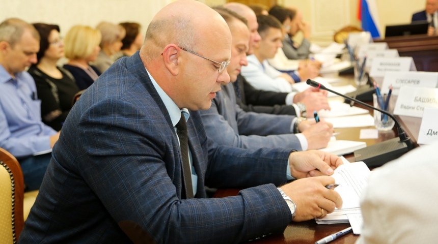Вадим Кстенин: «На комплексное благоустройство городских дворов в 2020 году будет выделено 225 миллионов рублей»