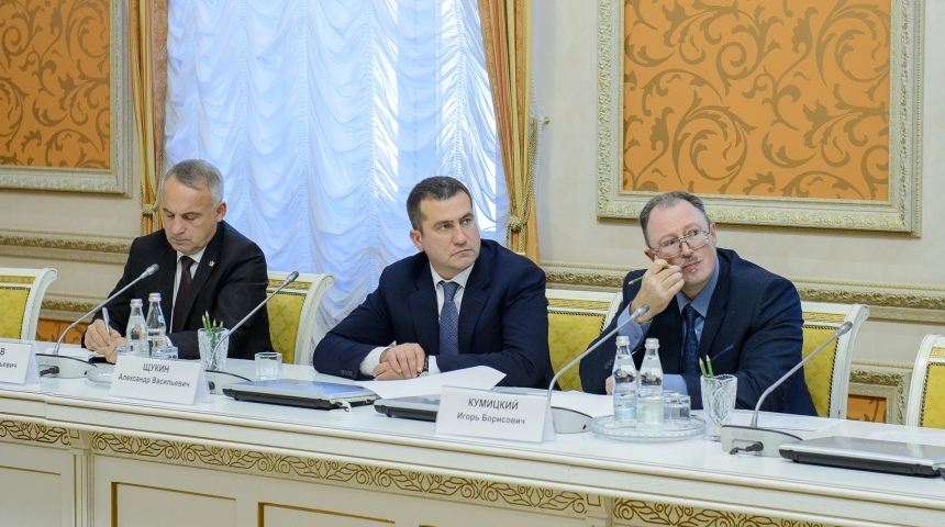 Дмитрий Медведев высоко оценил темпы строительства детсадов в Воронежской области