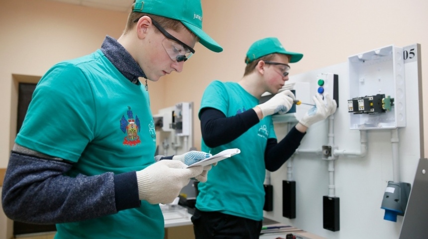 В Воронежской области продолжается реализация проекта «Молодые профессионалы»