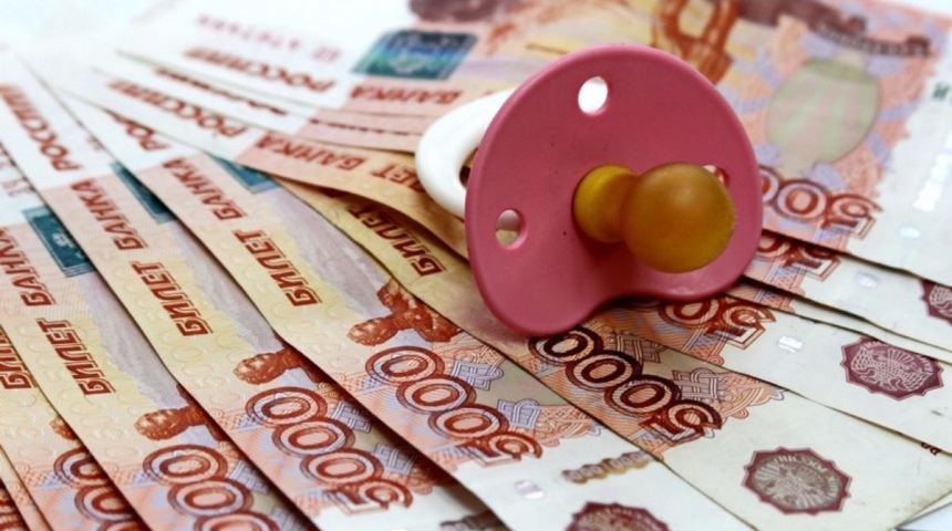 Воронежские судебные приставы в этом году взыскали алиментов на сумму 322 млн рублей 