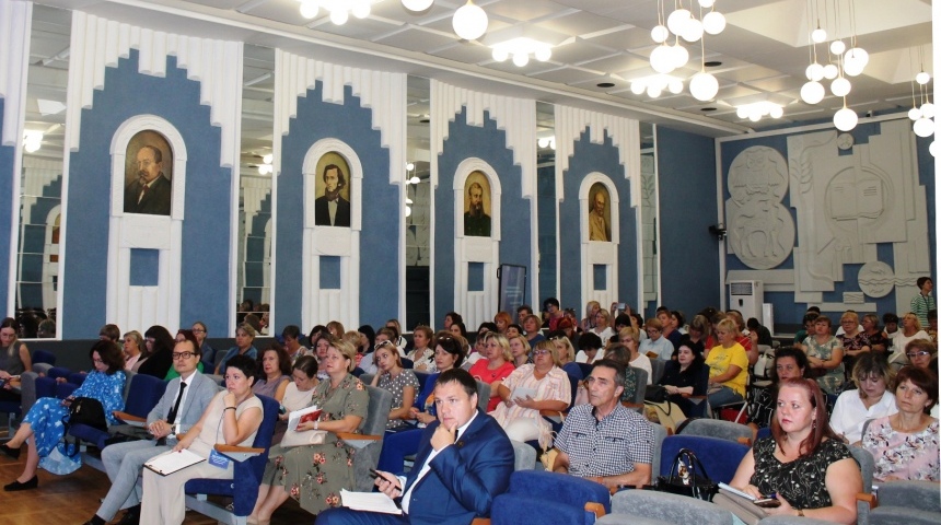 В школах Воронежской области стартует новый патриотический проект