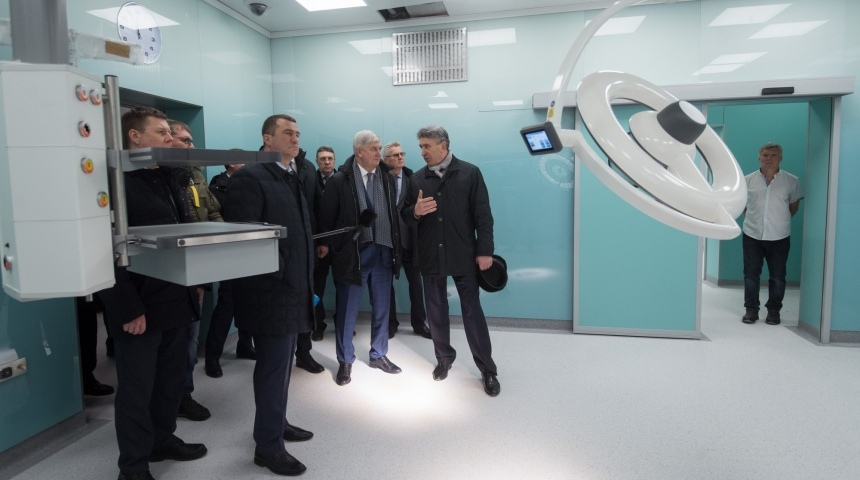 Александр Гусев оценил ход строительства хирургического корпуса онкодиспансера