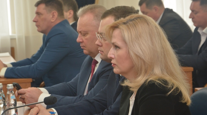 Воронежские депутаты единогласно выбрали мэра областного центра