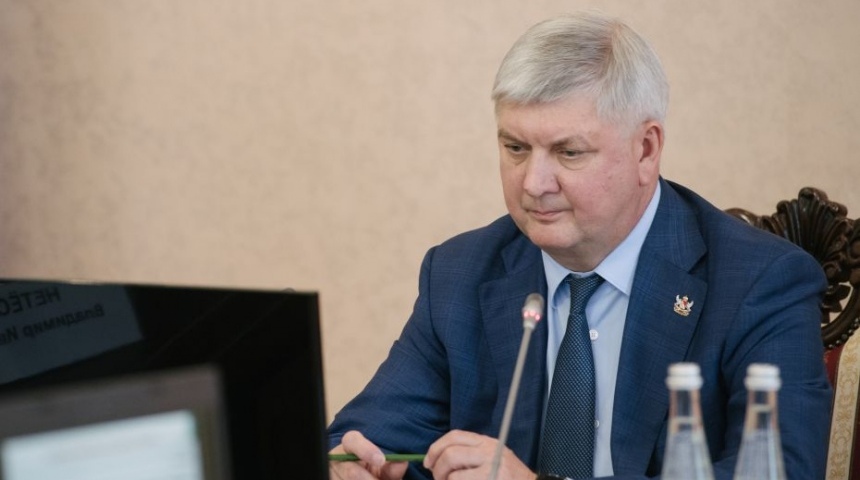Воронежский губернатор объявил о новом повышении зарплат бюджетников с июля 2023 года