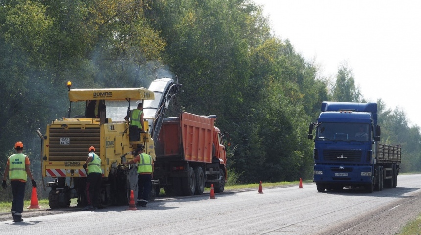 В следующем году на ремонт дорог в Воронежской области израсходуют 4 млрд .рублей
