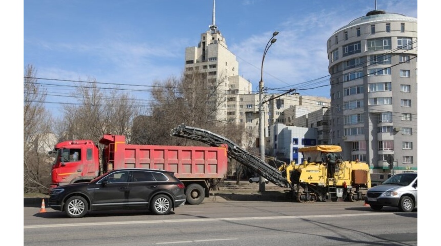 В Воронеже начался весенний ремонт дорог 