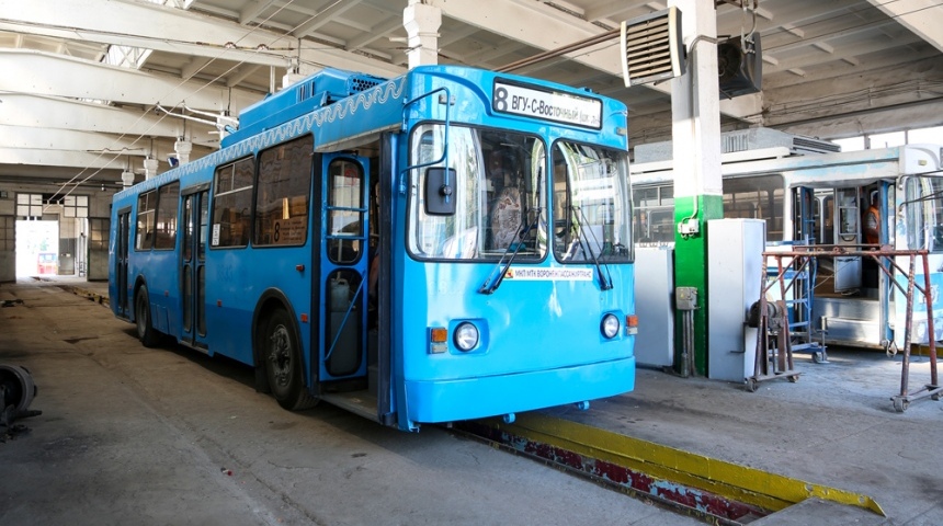 В Воронеже на улицы города вышли первые троллейбусы, прибывшие из Москвы