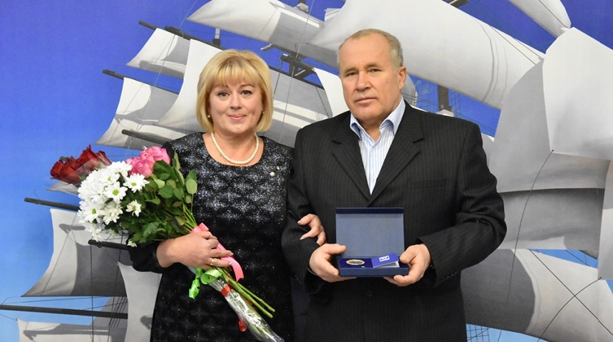 Супружескую пару в Воронеже наградили медалью «За любовь и верность»