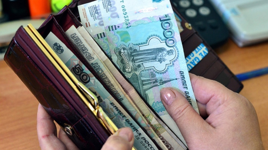Лишь 6% жителей Воронежской области получат годовую премию в полном объеме 