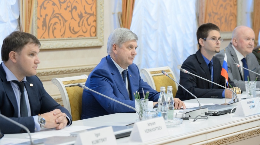 Губернатор Воронежской области Александр Гусев встретился с венгерской делегацией
