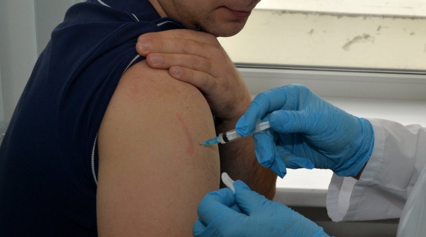 Воронежцы могут сделать прививку от COVID-19 в торговом центре