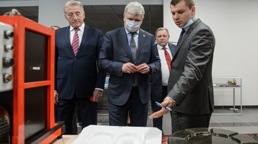 Губернатор принял участие в открытии нового учебно-лабораторного корпуса ВГТУ