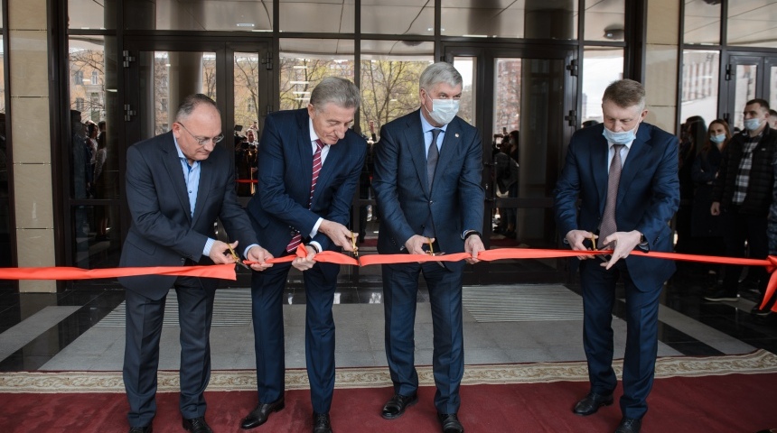 Губернатор принял участие в открытии нового учебно-лабораторного корпуса ВГТУ