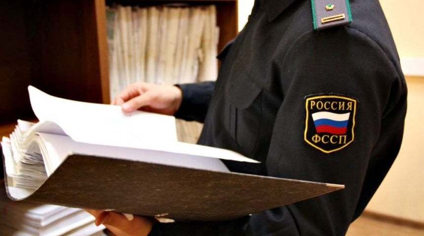 Более 100 тысяч рублей единовременно выплатил алиментщик из Борисоглебска в день приема у судебных приставов 