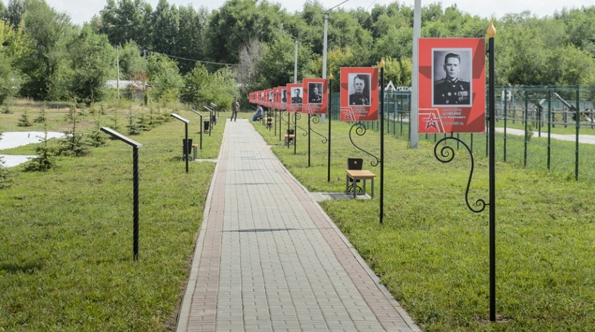 «Будет трогать души молодых людей». Глава региона осмотрел место будущего мемориала в Острогожске