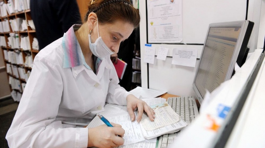 63% жителей Воронежской области приходится работать во время официального больничного