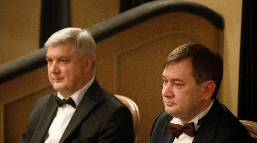 На губернаторском рождественском вечере собрали 45 млн рублей для одаренных детей