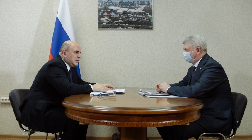 Михаил Мишустин провел рабочую встречу с губернатором Александром Гусевым