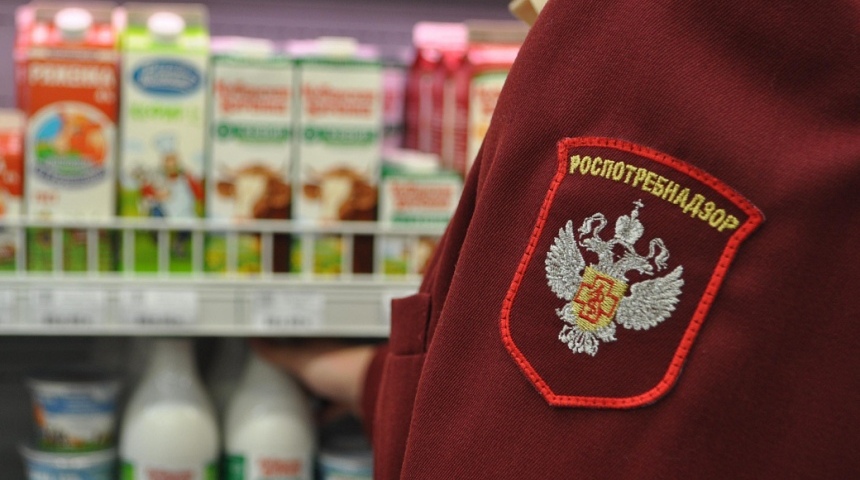 Роспотребнадзор в минувшем году оштрафовал торговцев и производителей продукции более чем на 3 млн рублей