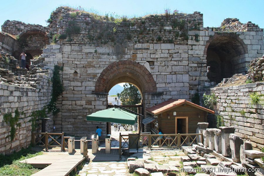 14_Храм Артемиды и могила апостола Иоанна в Эфесе