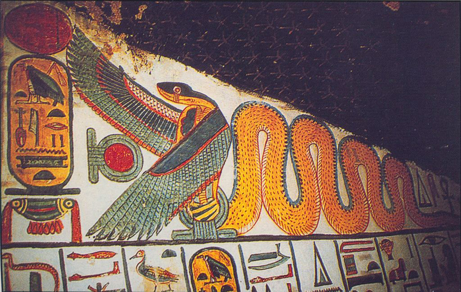 33_Египетский бог в виде змеи